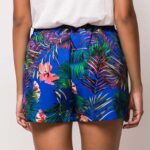 Tropical print shorts for women - Image 3